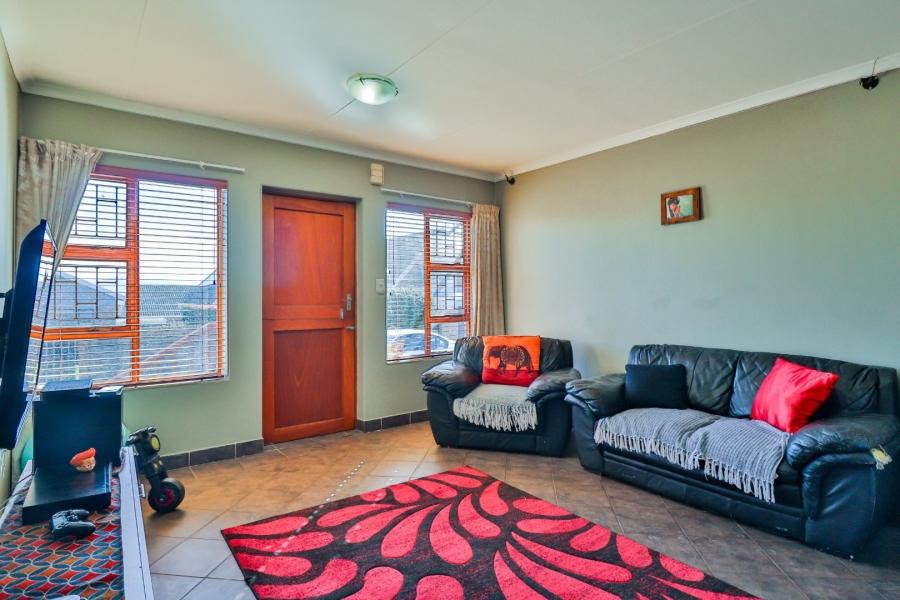 3 Bedroom Property for Sale in Heiderand Western Cape